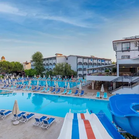 Armas Bella Sun Semesteranläggning (resort) Side