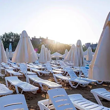 Resort Armas Bella Sun Side