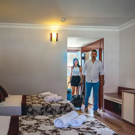 Resort Armas Bella Sun Side